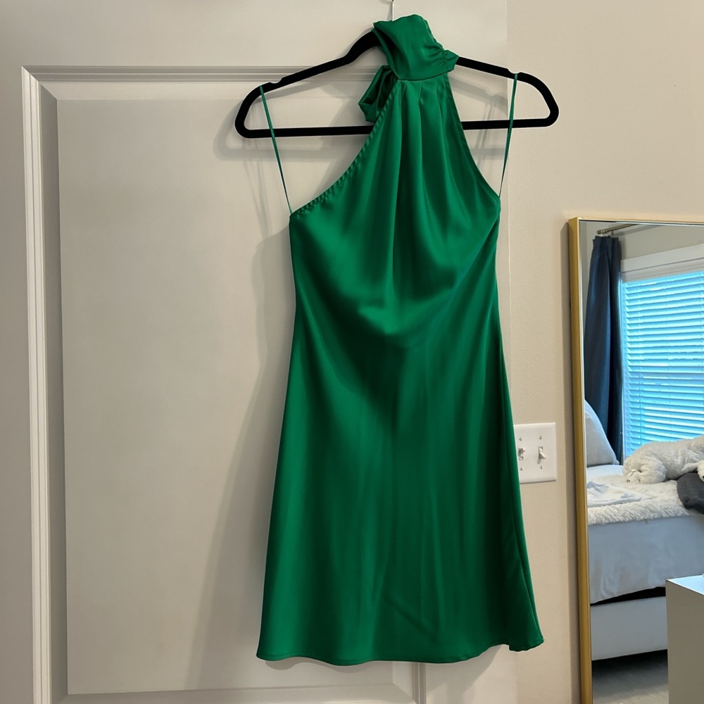 Elegant Green Halter Dress